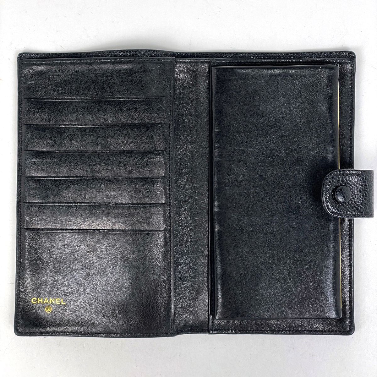 Chanel CC Logo Bifold Wallet Kiss Lock Caviar Leather Black — view 7