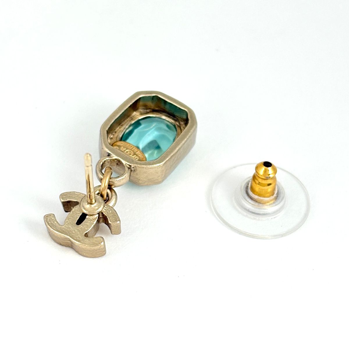 Chanel CC Logo Color Stone Earrings Swing Gripoix Gold Plated Blue — view 3