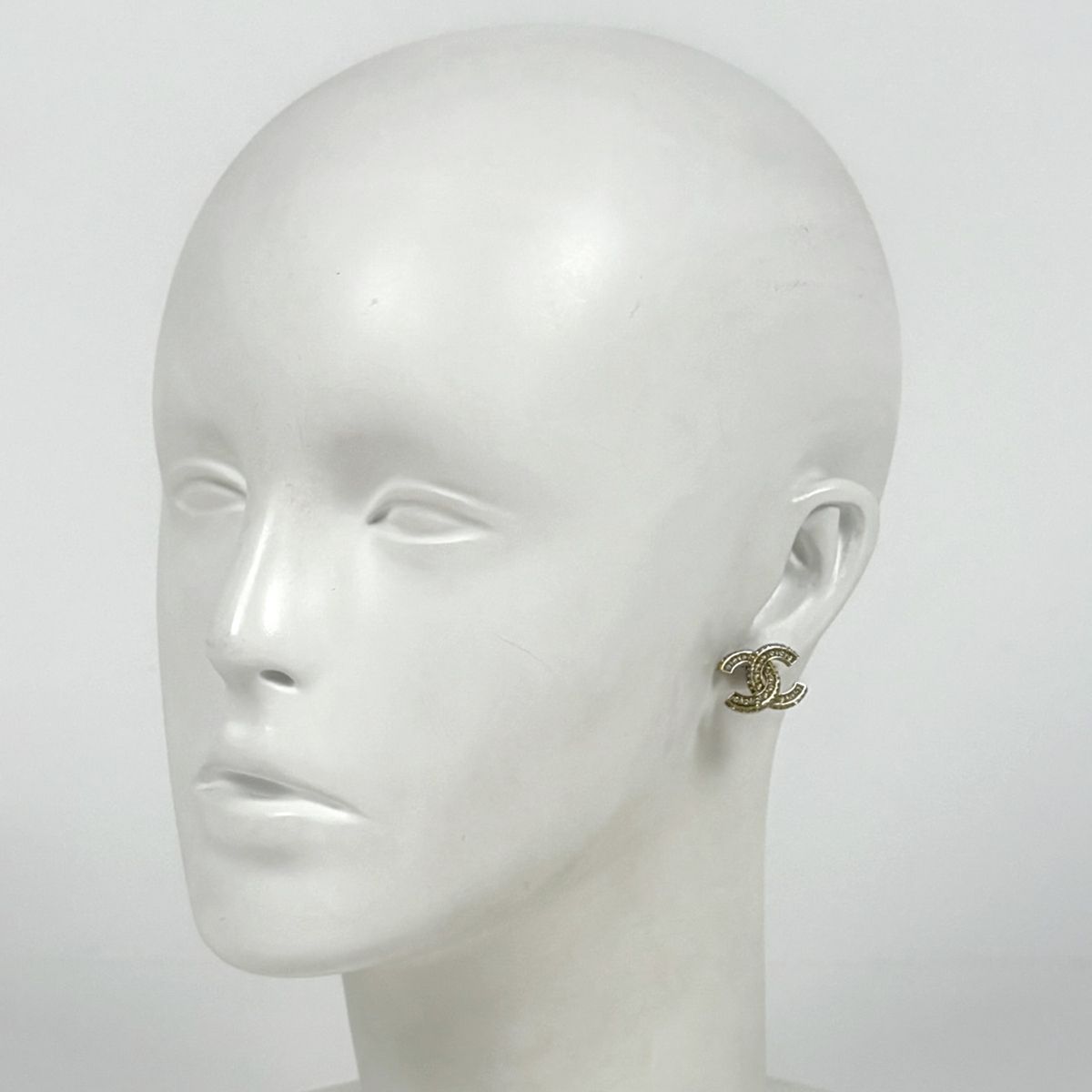 Chanel CC Logo Rhinestone Earrings Gold Plated — view 5