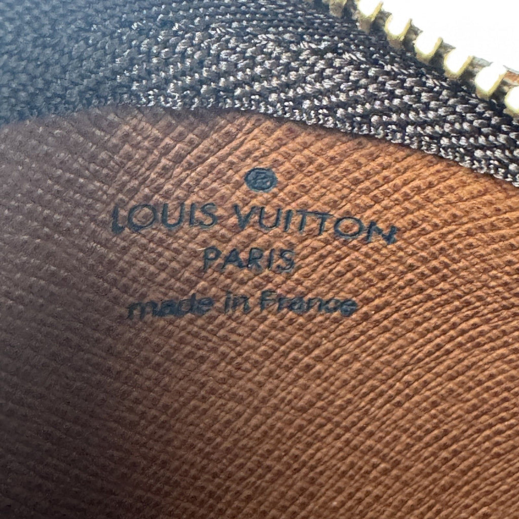 Louis Vuitton Monogram Pochette Cles Coin Case — view 8
