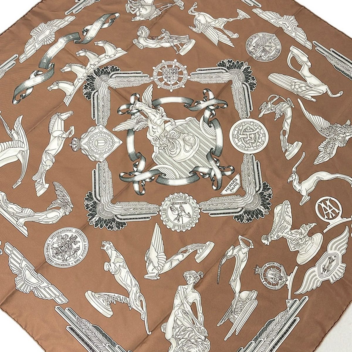Hermes Scarf Carre 90 Beige les Parures du Vent