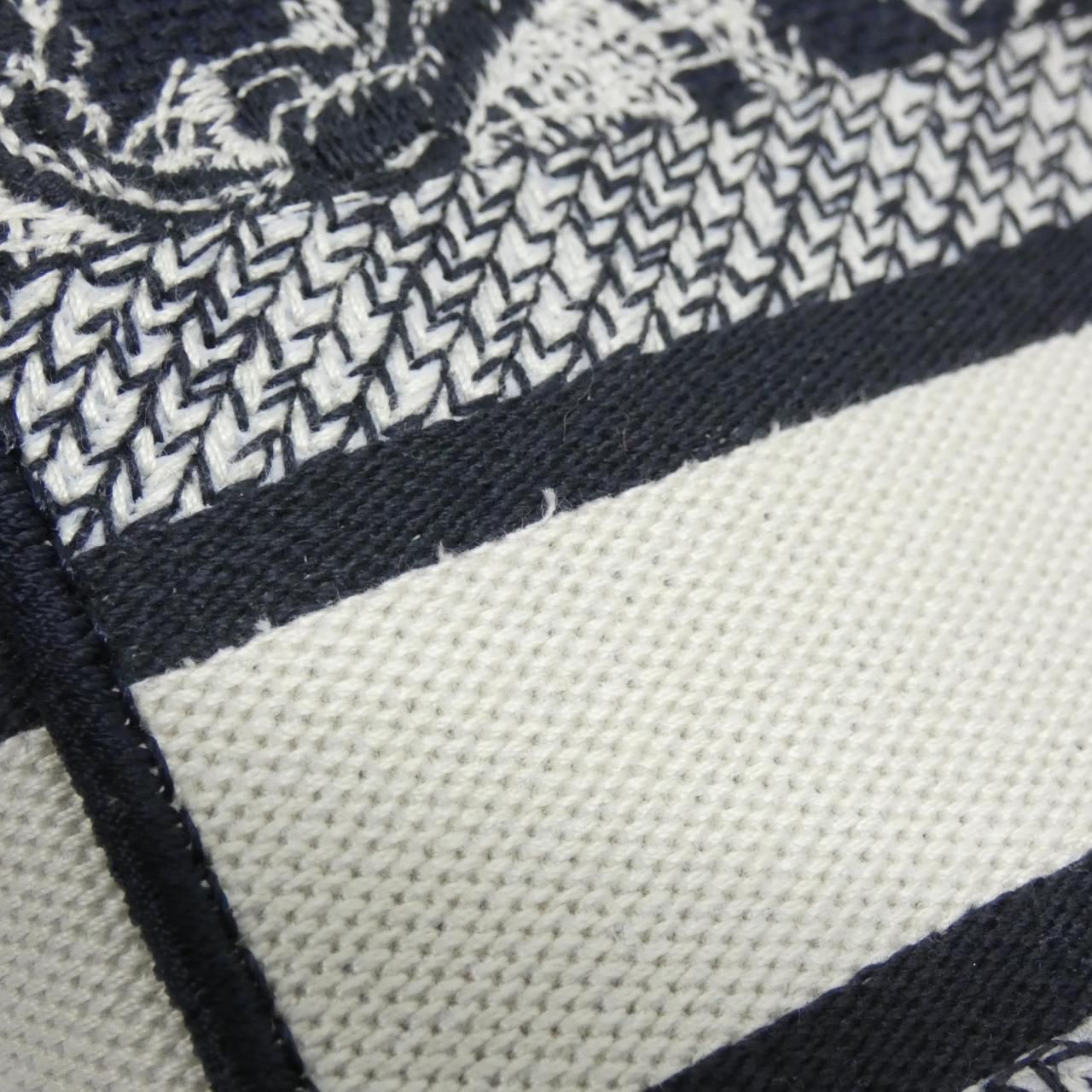 Dior Toile de Jouy Reverse Lady Delight — view 6