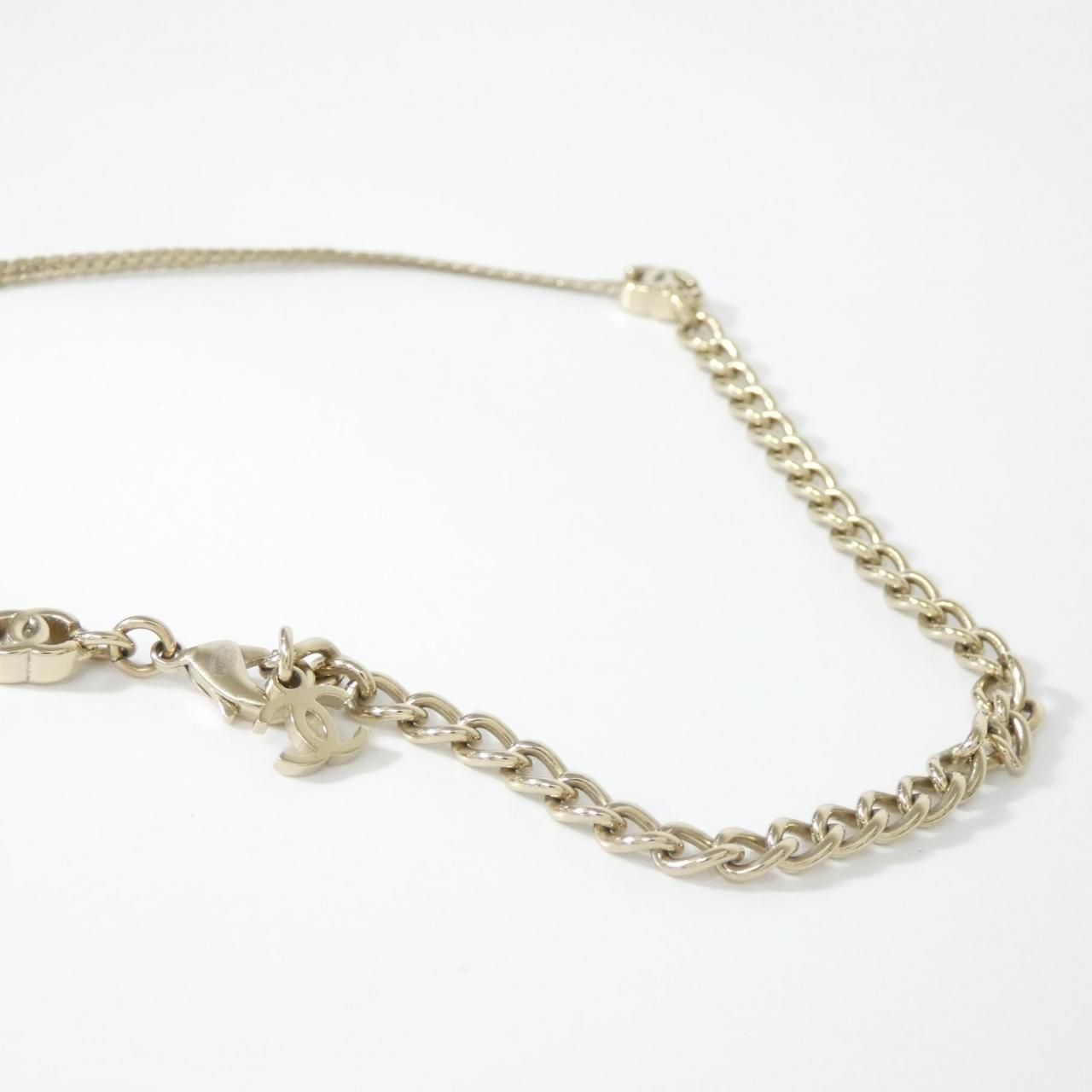 Chanel Necklace Gold — view 3