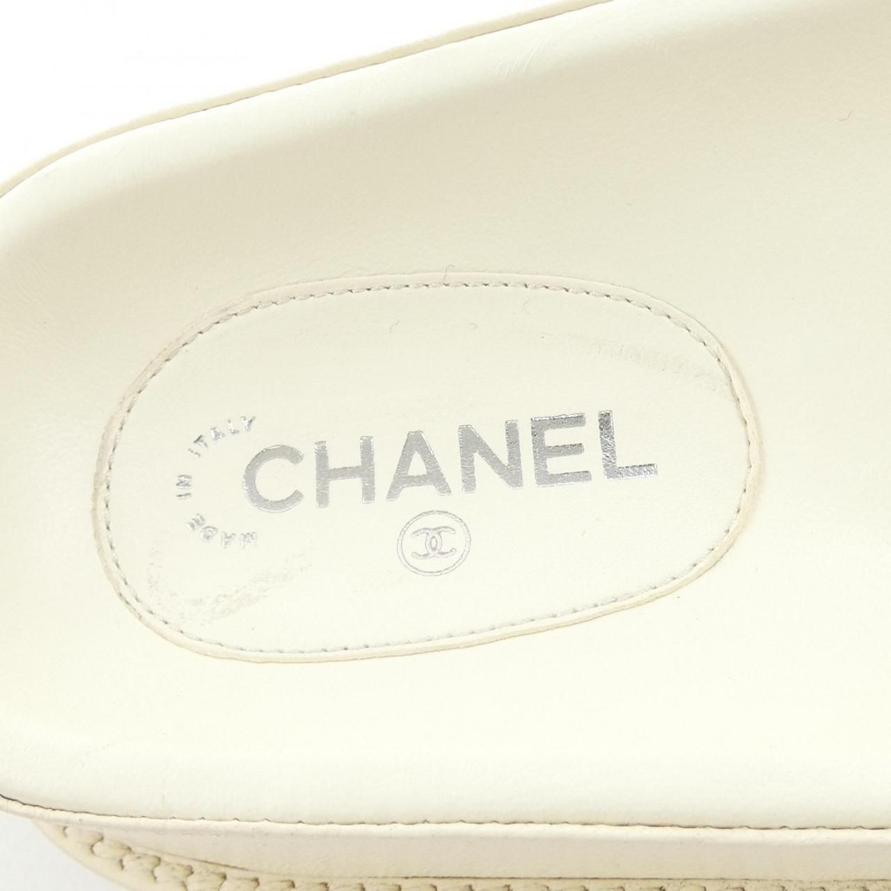 Chanel Sandals Beige — view 6