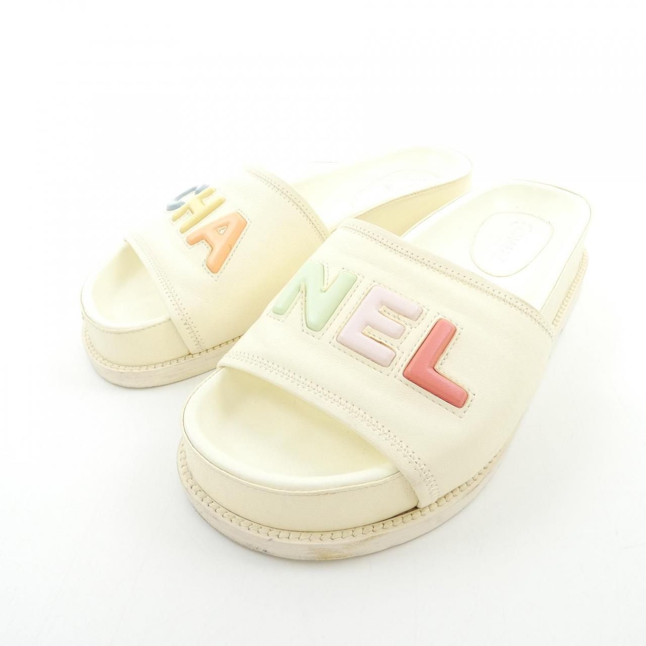 Chanel Sandals Beige — view 3