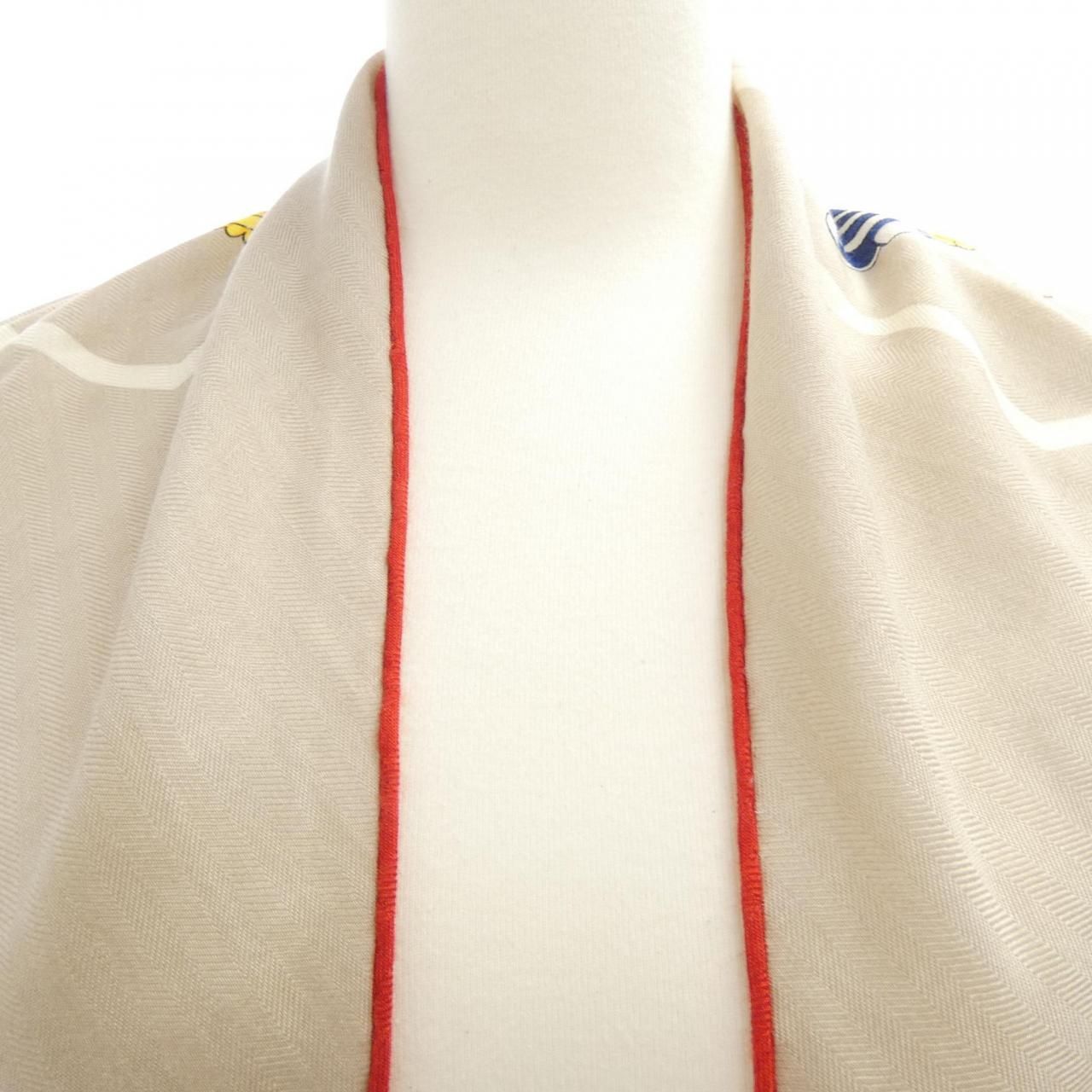 Hermes Brides Et Destin Triangle Jean Stole Scarf — view 4