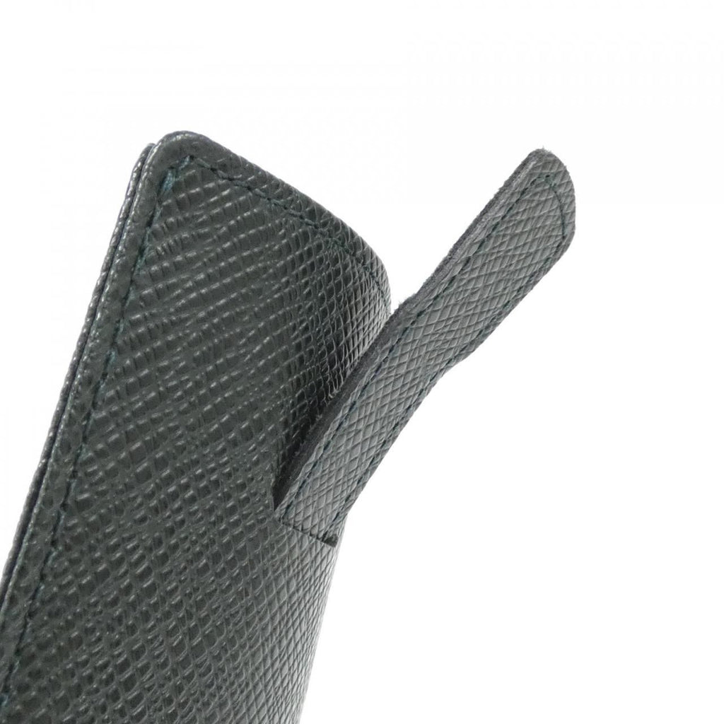 Louis Vuitton Vintage Taiga Etui Culte Devisit Toilette Card Case — view 4