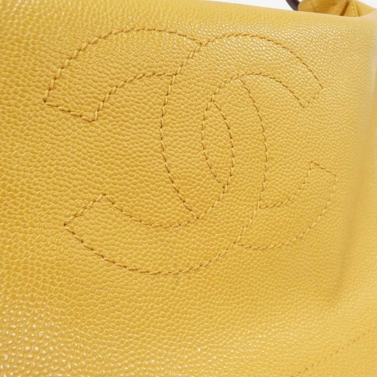 Chanel Vintage Shoulder — view 4
