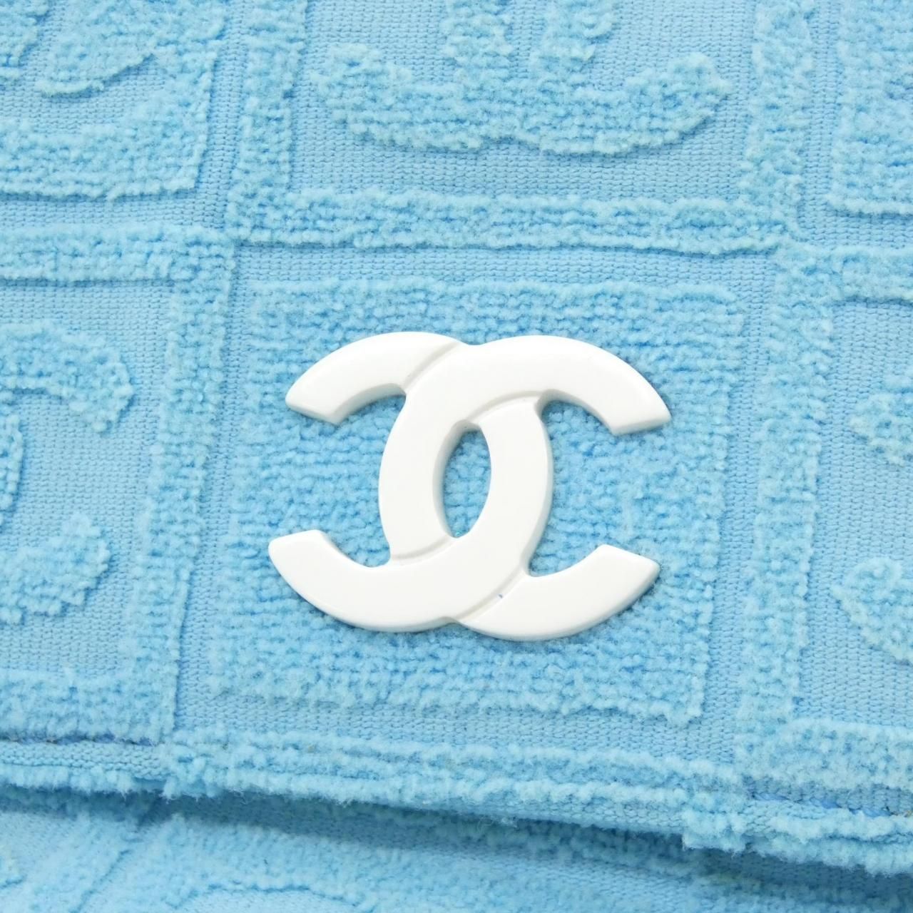 Chanel Vintage Shoulder — view 4