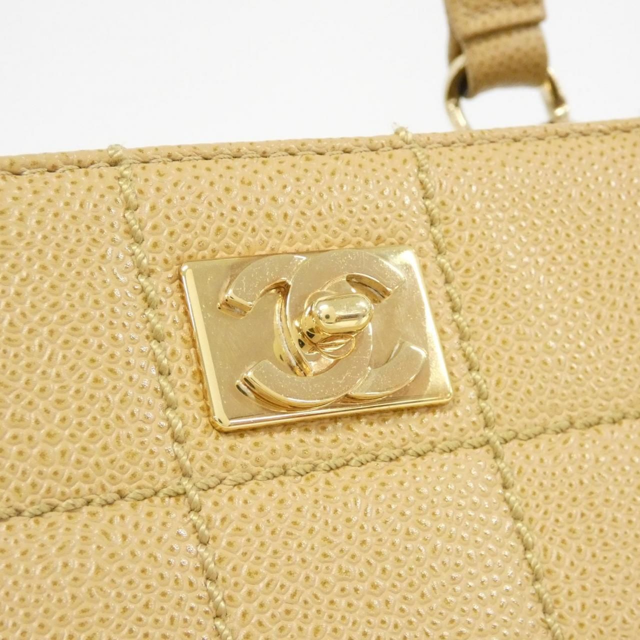 Chanel Vintage Bag Handbag Beige — view 4