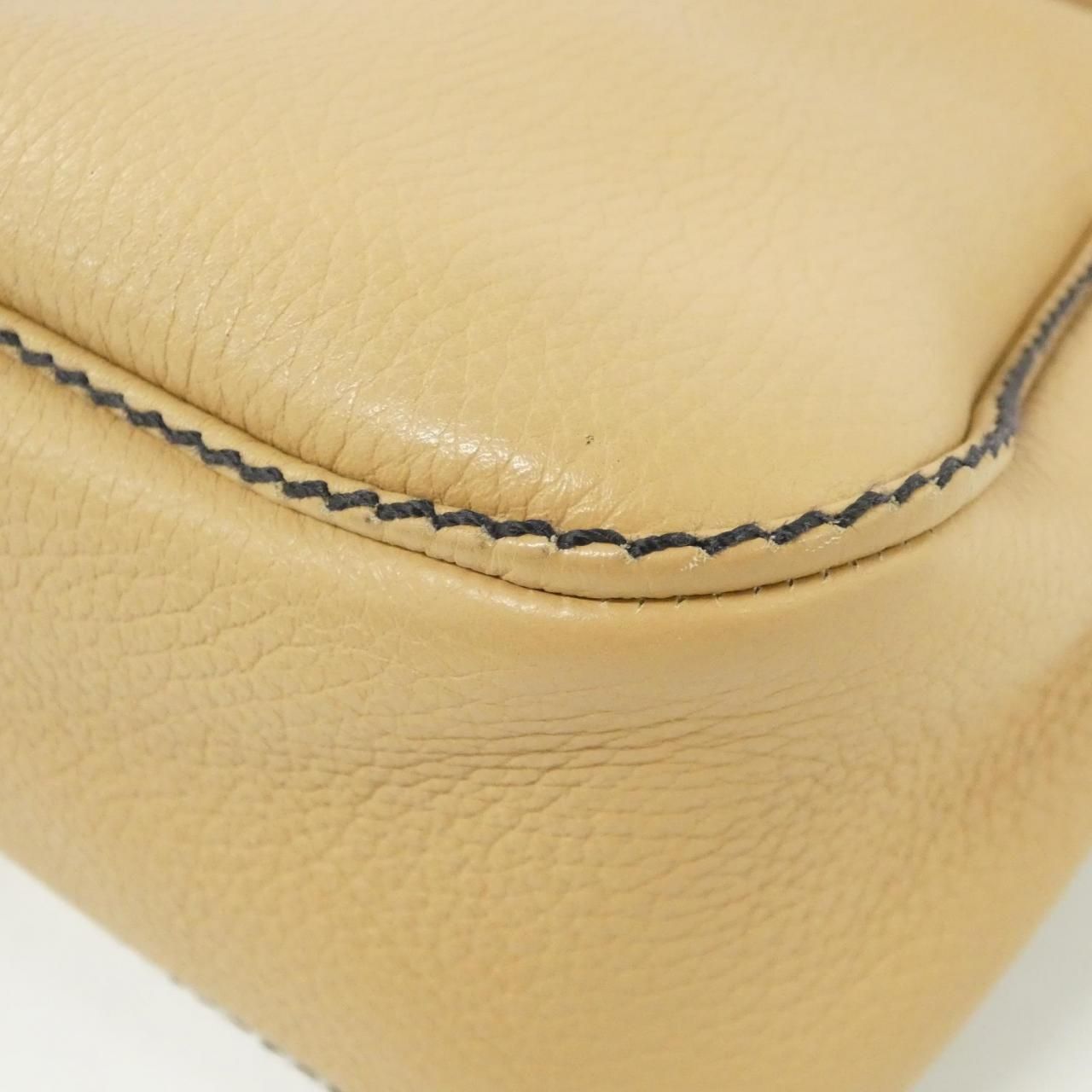 Chanel Vintage Shoulder — view 3
