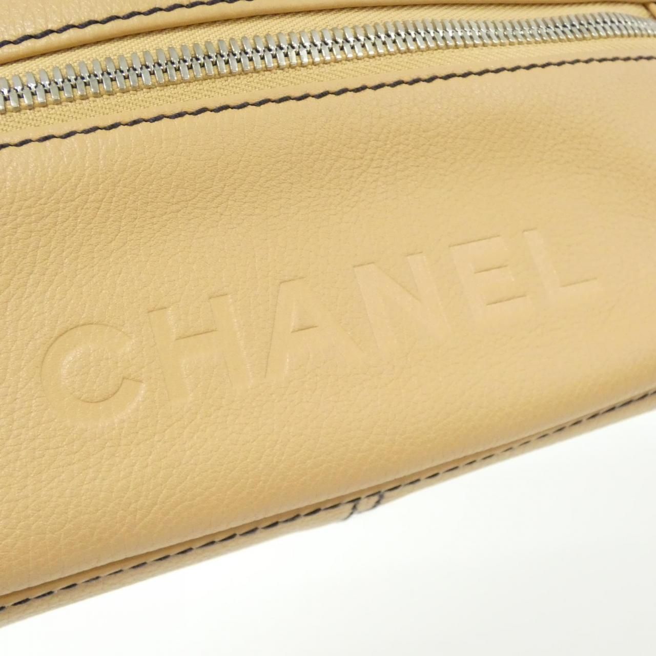Chanel Vintage Shoulder — view 4