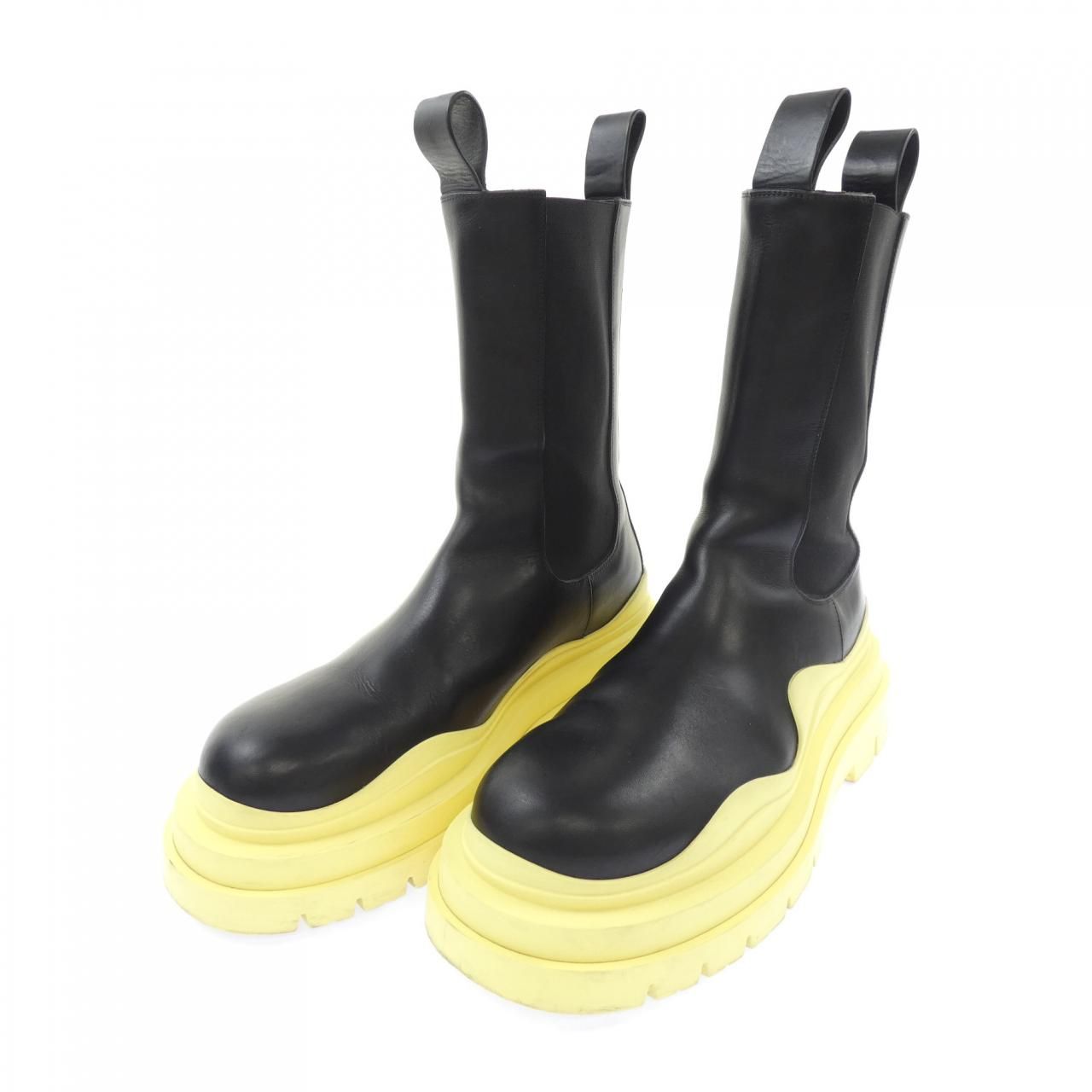 Bottega Veneta Boots Black — view 3