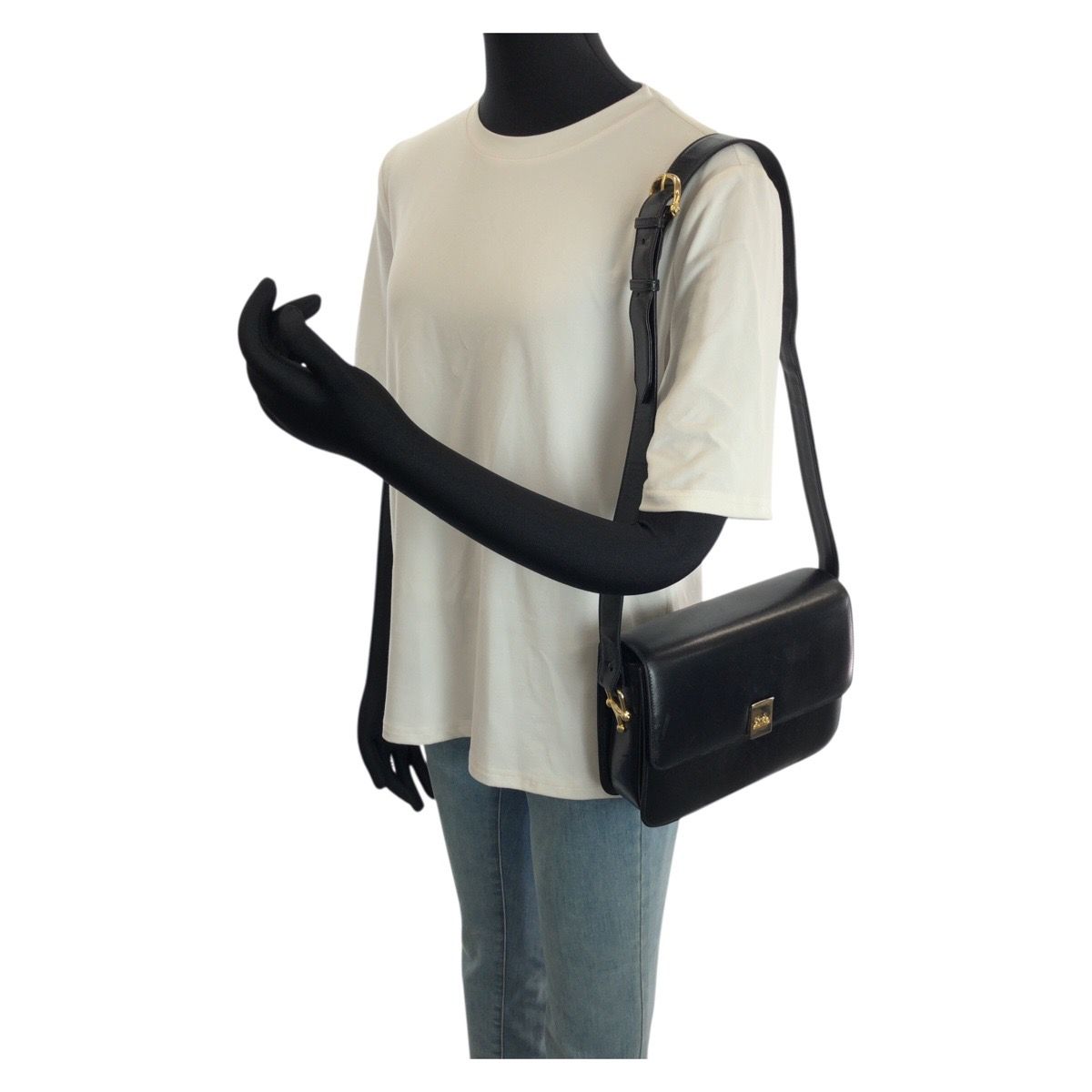Celine Vintage Horse Carriage Black Gold Leather Shoulder — view 7