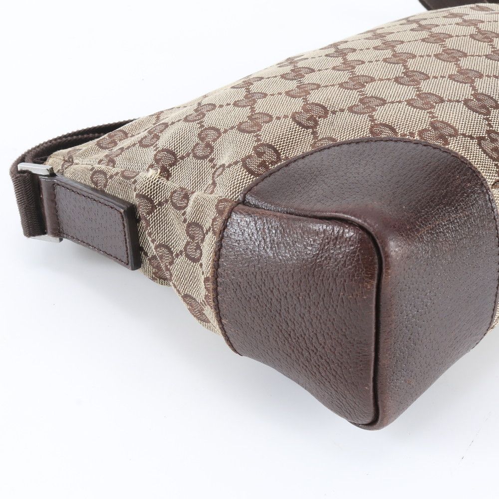 Gucci GG Canvas Leather Shoulder Bag Crossbody Messenger Brown — view 6