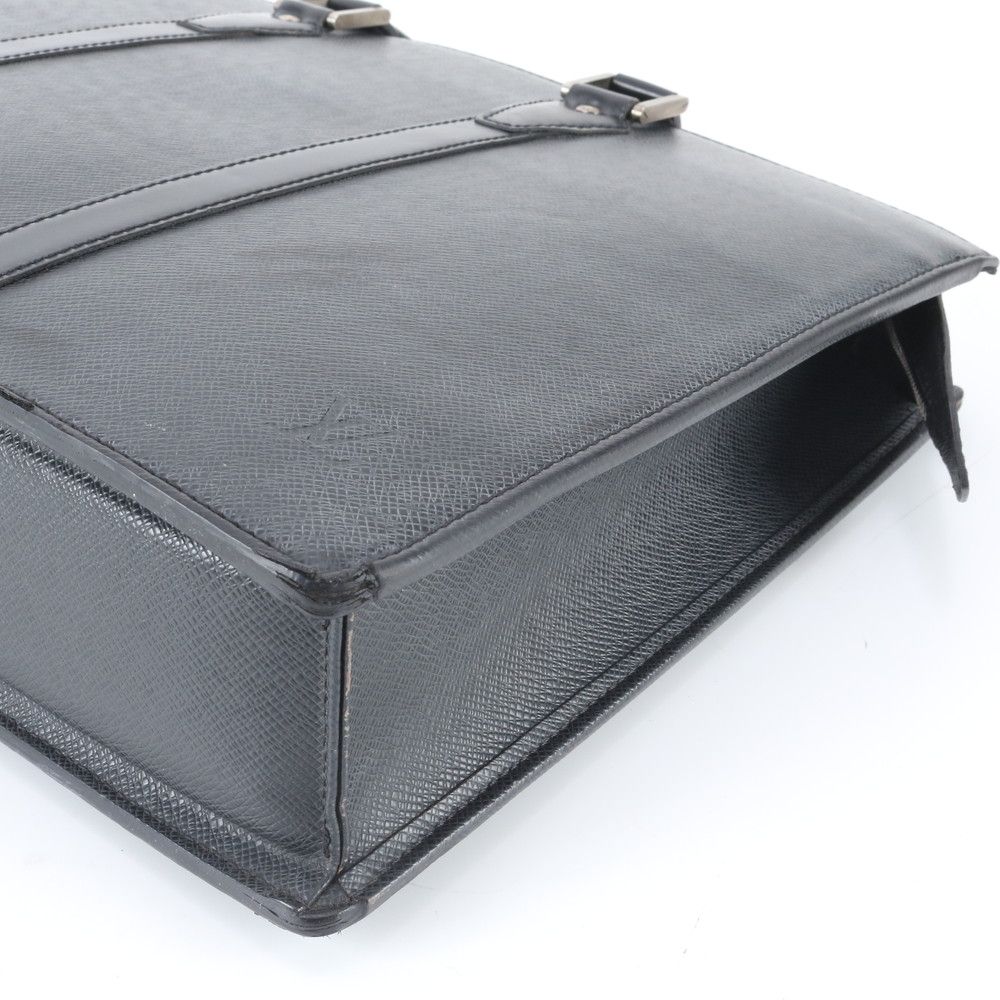 Louis Vuitton Taiga Porte Document Man Rose Leather Business Tote — view 4