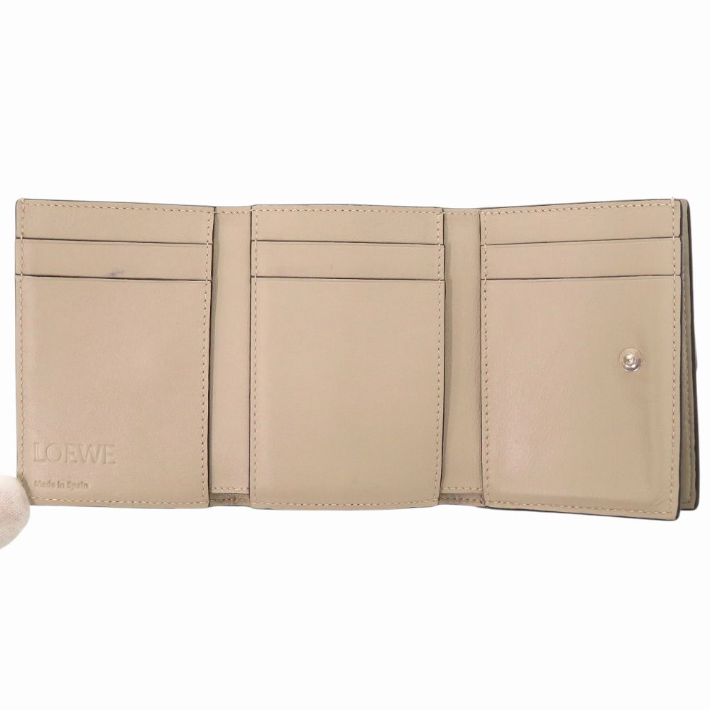 Loewe Anagram Small Wallet Calf Green Trifold — view 7