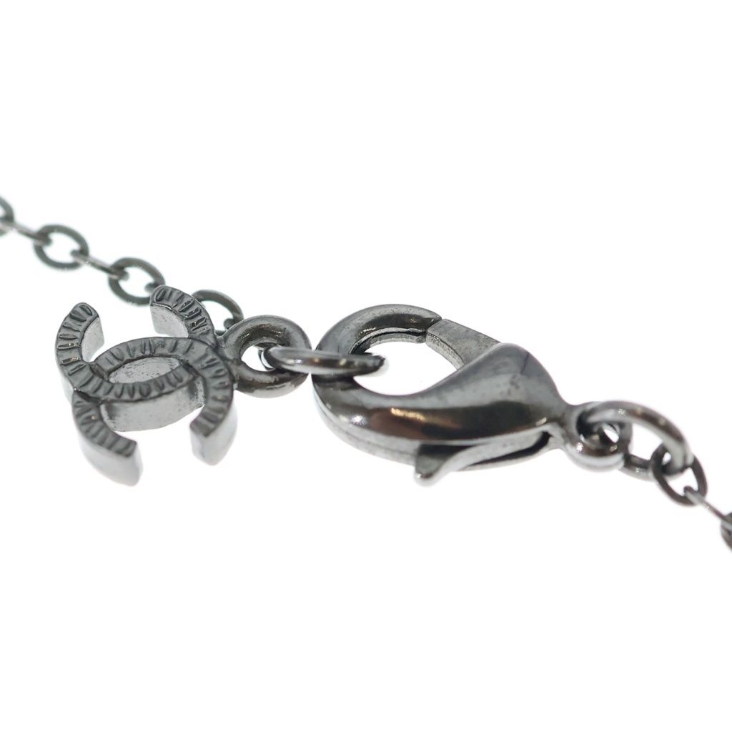 Chanel CC Logo Rhinestone Pearl Necklace Black — view 4