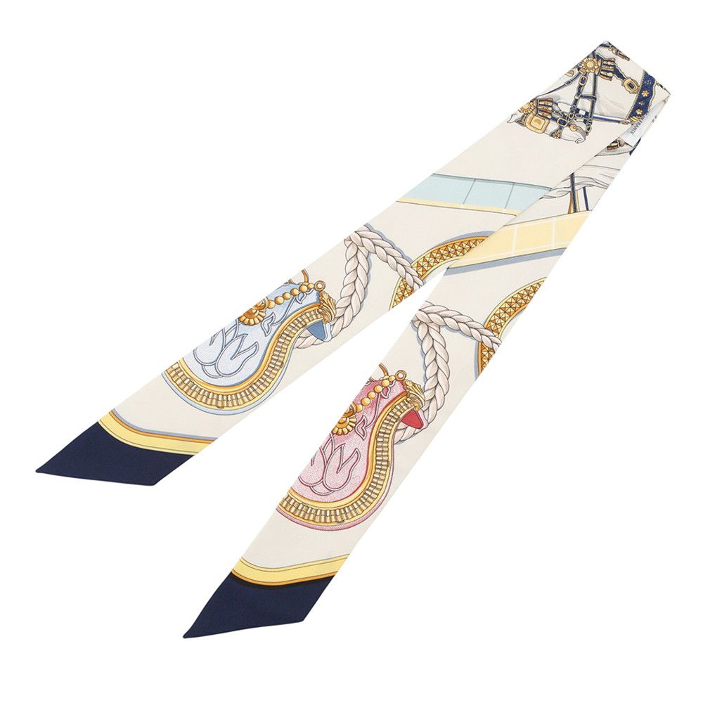 Hermes Scarf Twill Grand Apparat Silk — view 2
