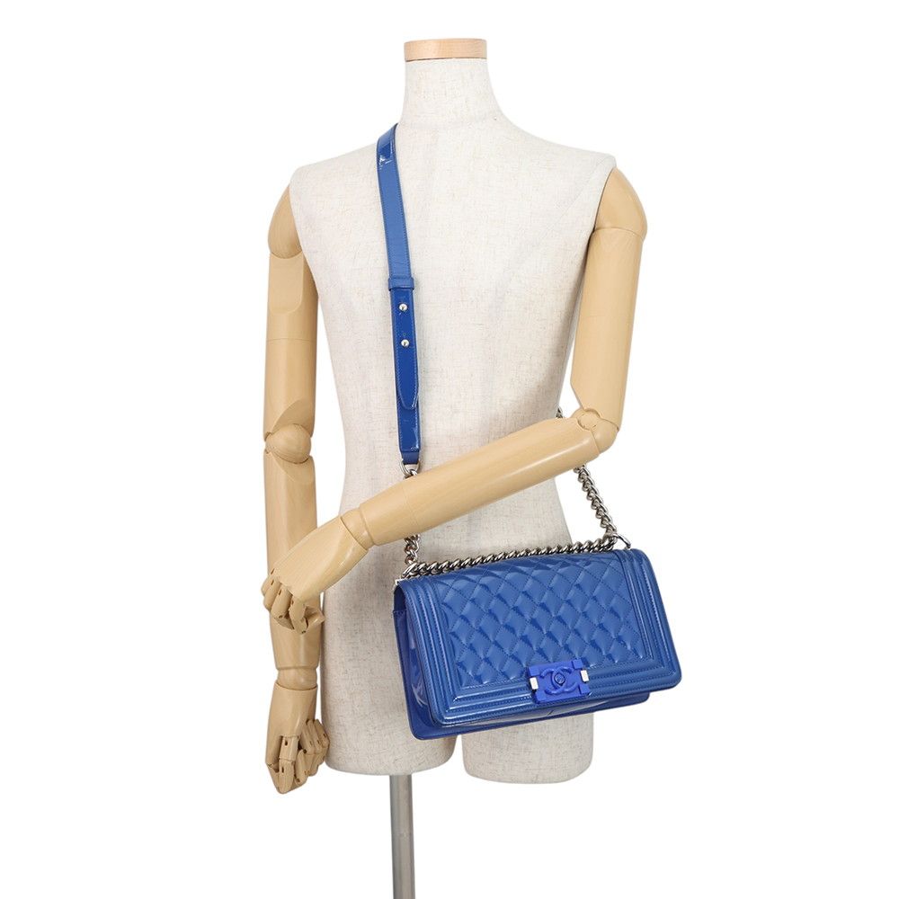 Chanel Chain Shoulder Bag Boy 25 Quilted CC Logo Patent — view 5