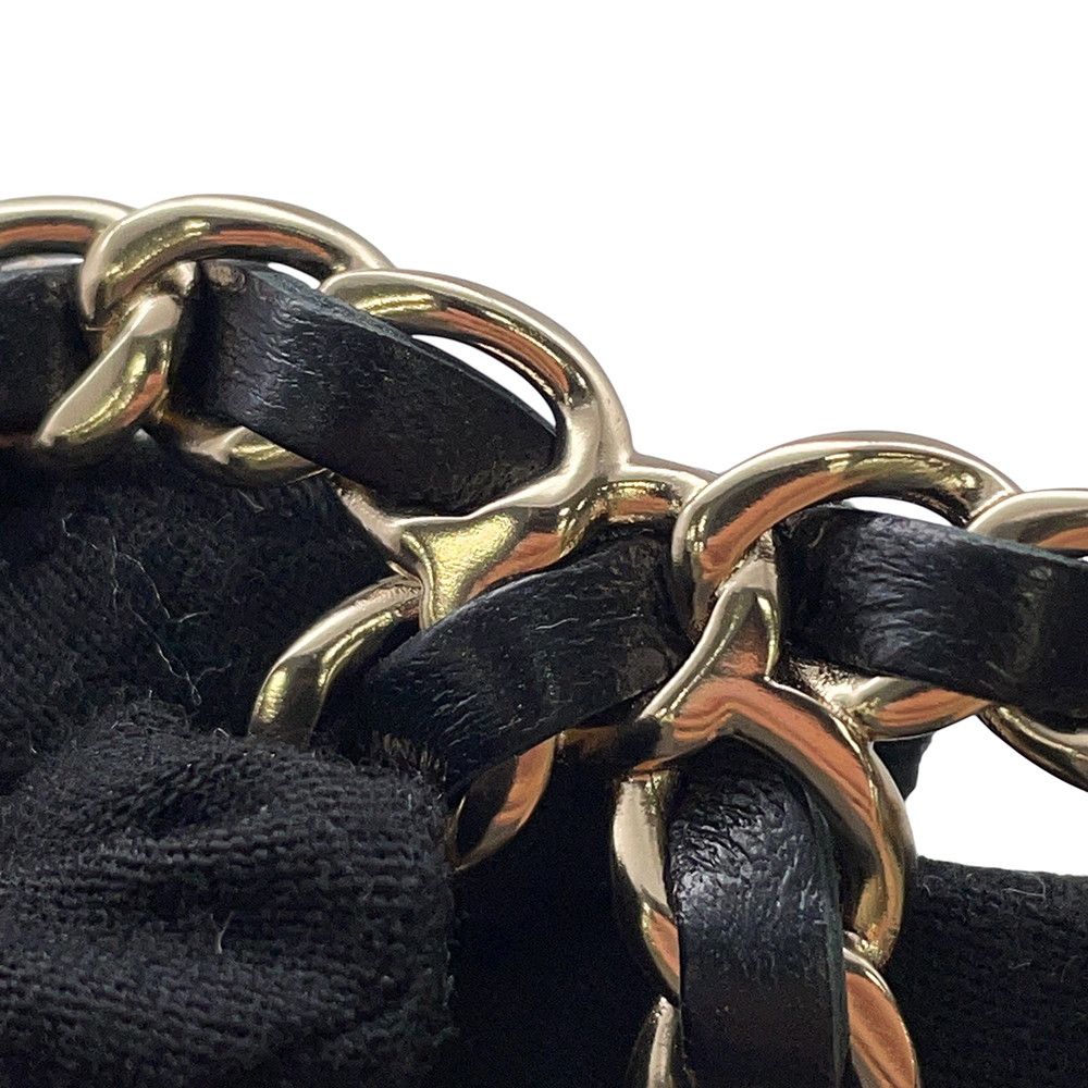 Chanel Brooch CC Logo Leather 22 Black — view 6