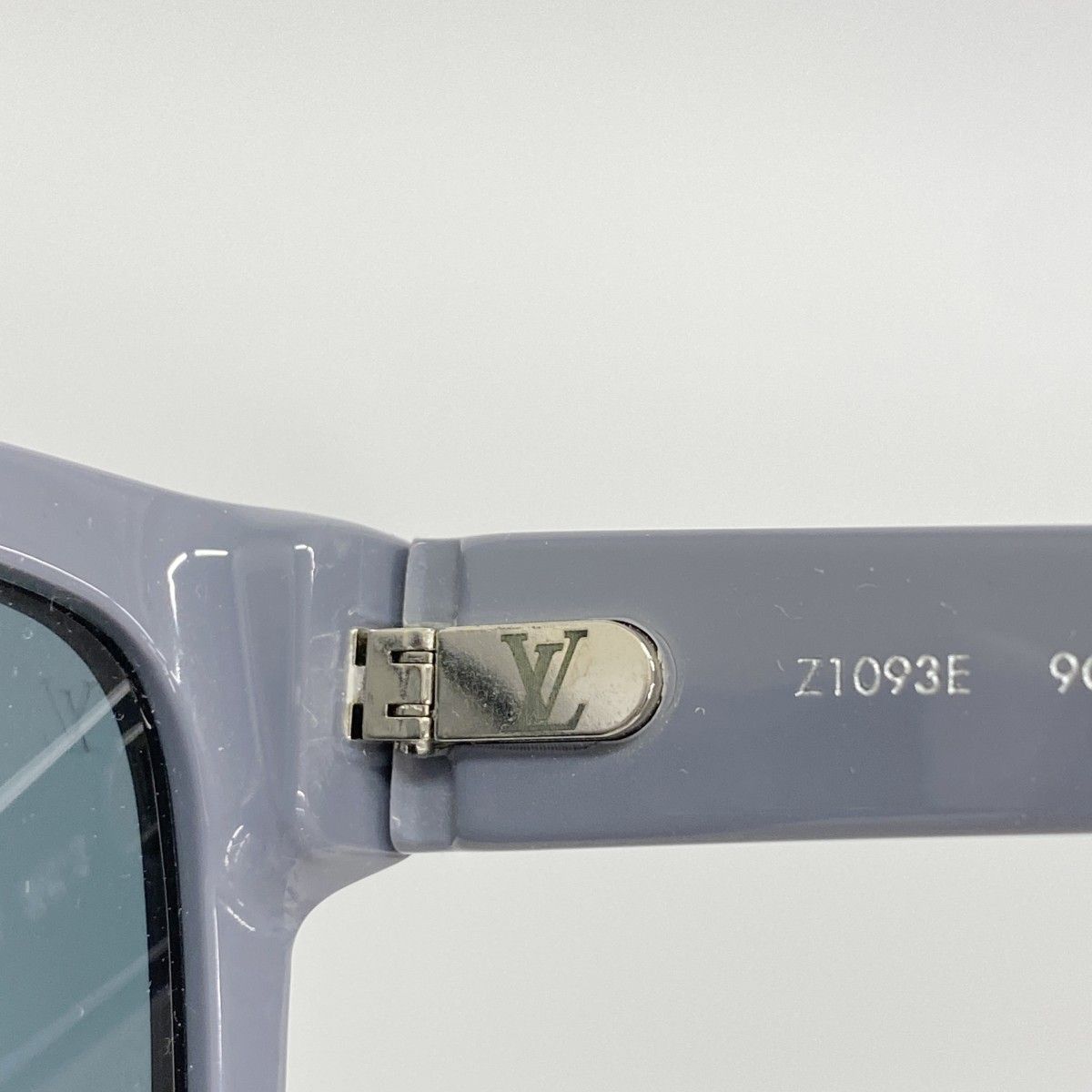 Louis Vuitton Sunglasses Outer Space Black Gray Eyewear — view 6