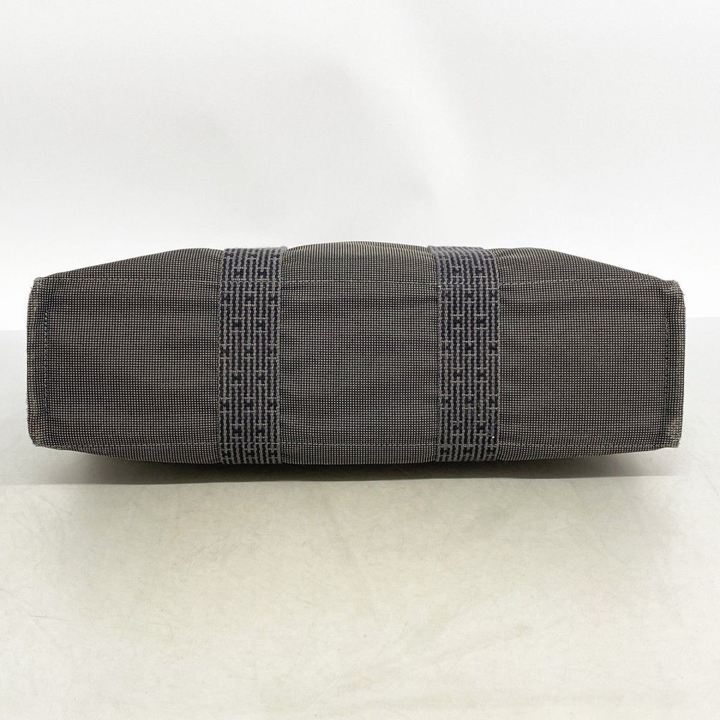 Hermes Tote Her Line Canvas Gray Silver — view 3