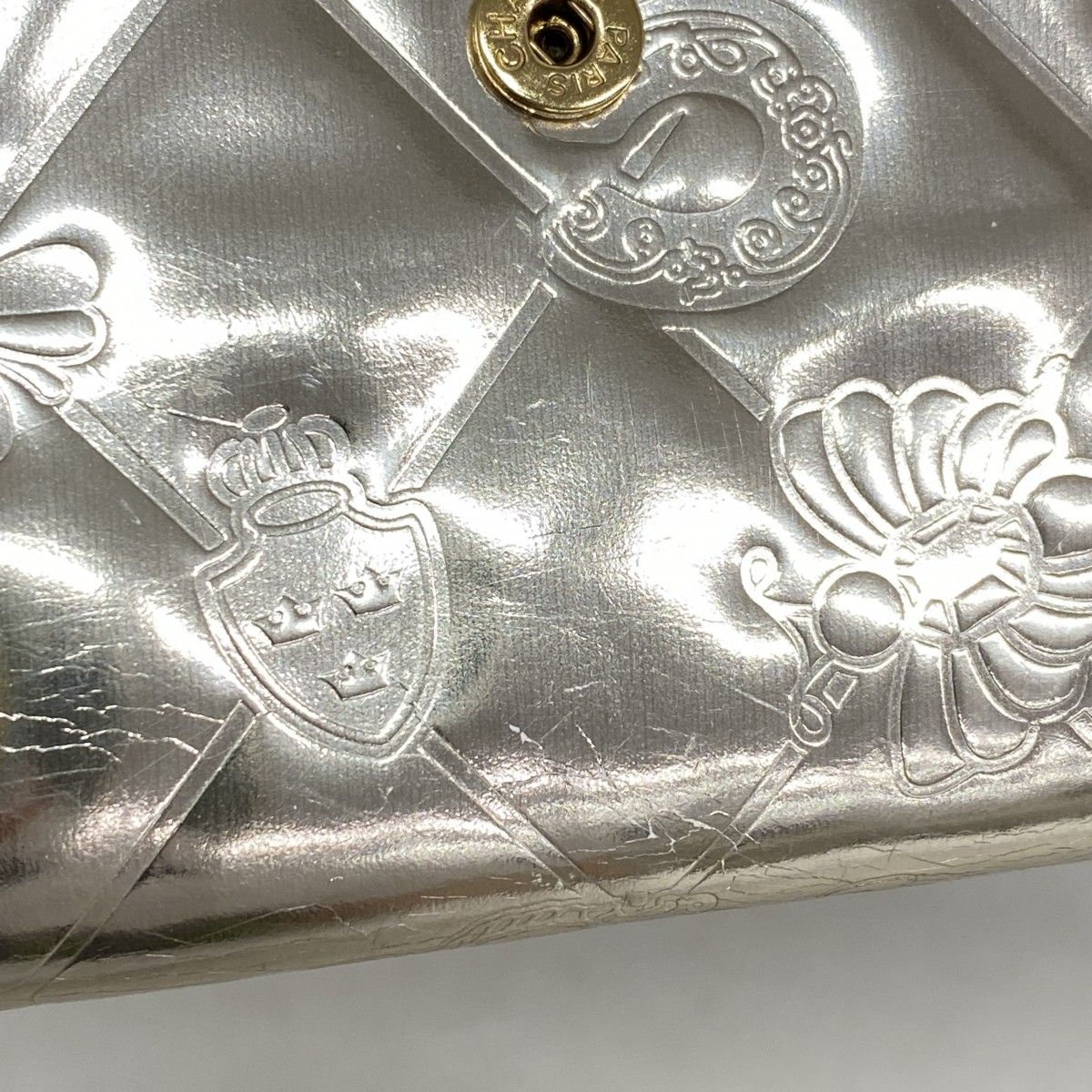 Chanel Wallet Icon Patent Leather Champagne Gold — view 8