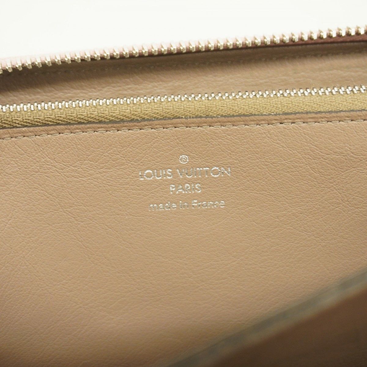 Louis Vuitton Wallet Portefeuille Comet Magnolia — view 4
