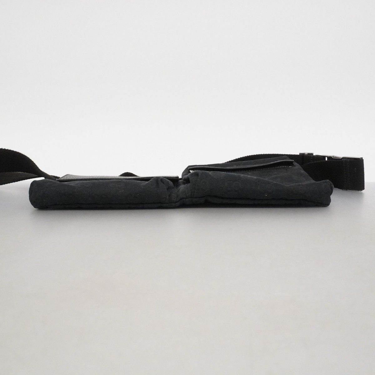 Gucci Waist Bag GG Canvas Black Silver — view 3
