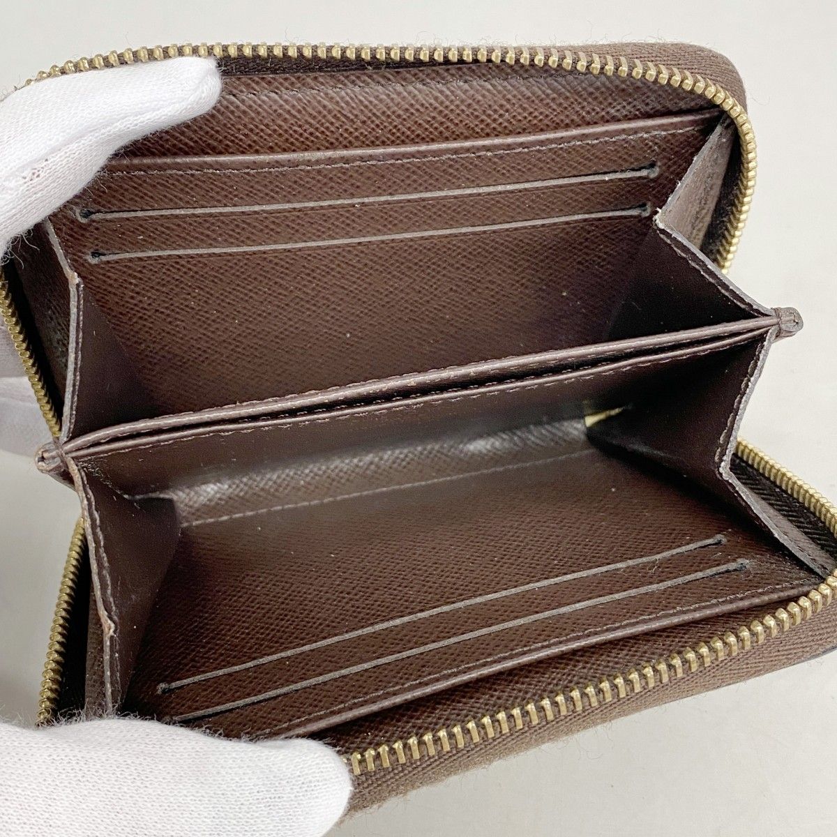 Louis Vuitton Coin Case Damier Zippy Purse Ebene — view 3
