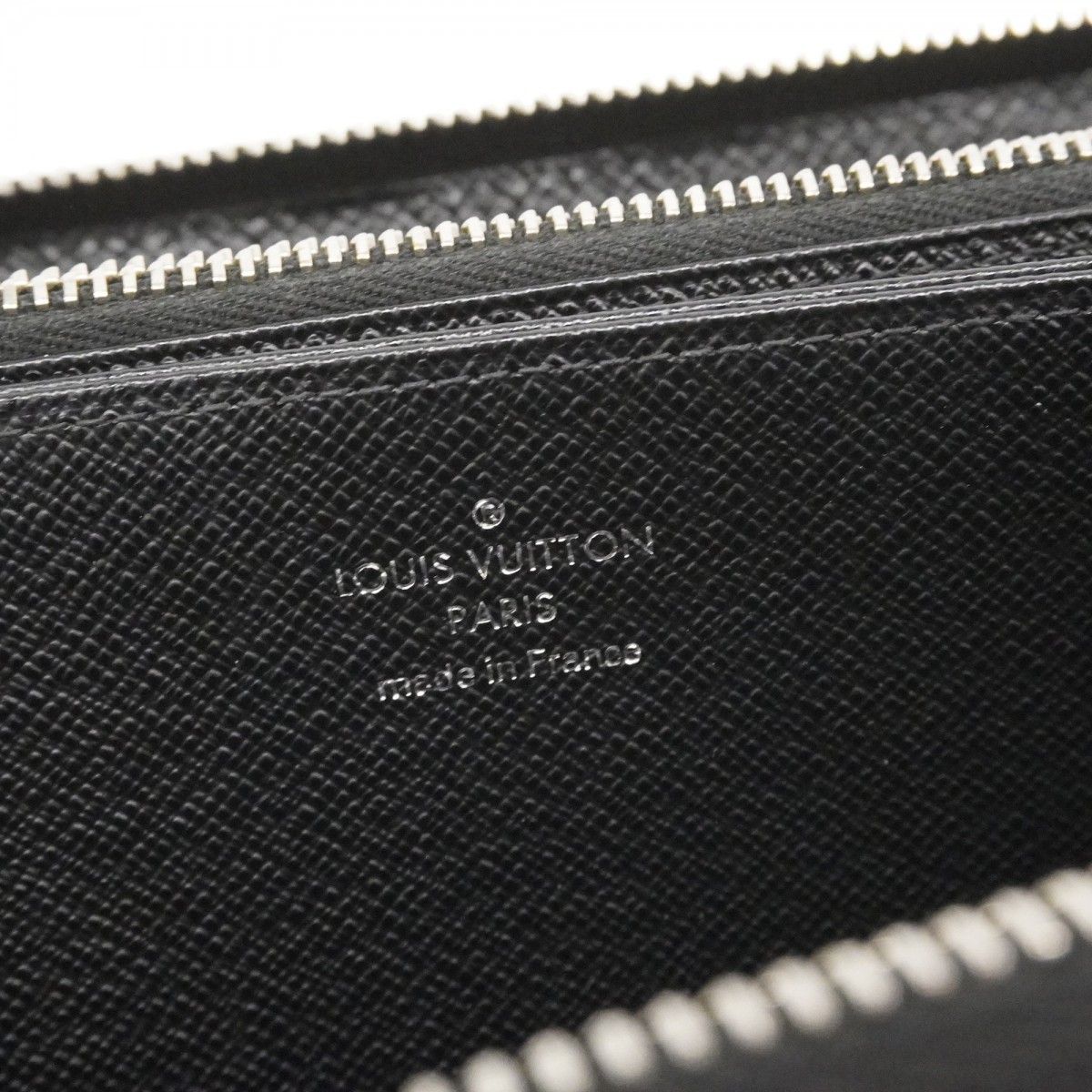 Louis Vuitton Wallet Epi Zippy Noir — view 4