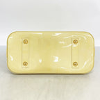 Louis Vuitton Handbag Vernis Alma PM Blanc Corail — view 3
