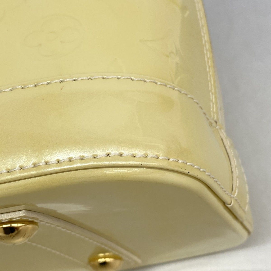 Louis Vuitton Handbag Vernis Alma PM Blanc Corail — view 7