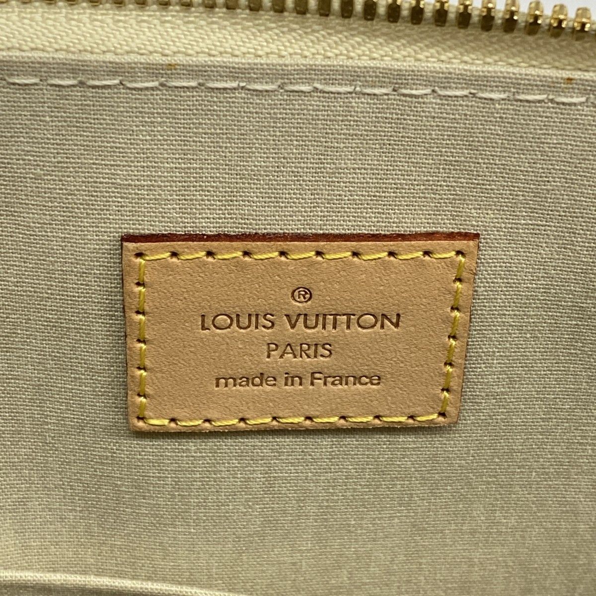 Louis Vuitton Handbag Vernis Alma PM Blanc Corail — view 5