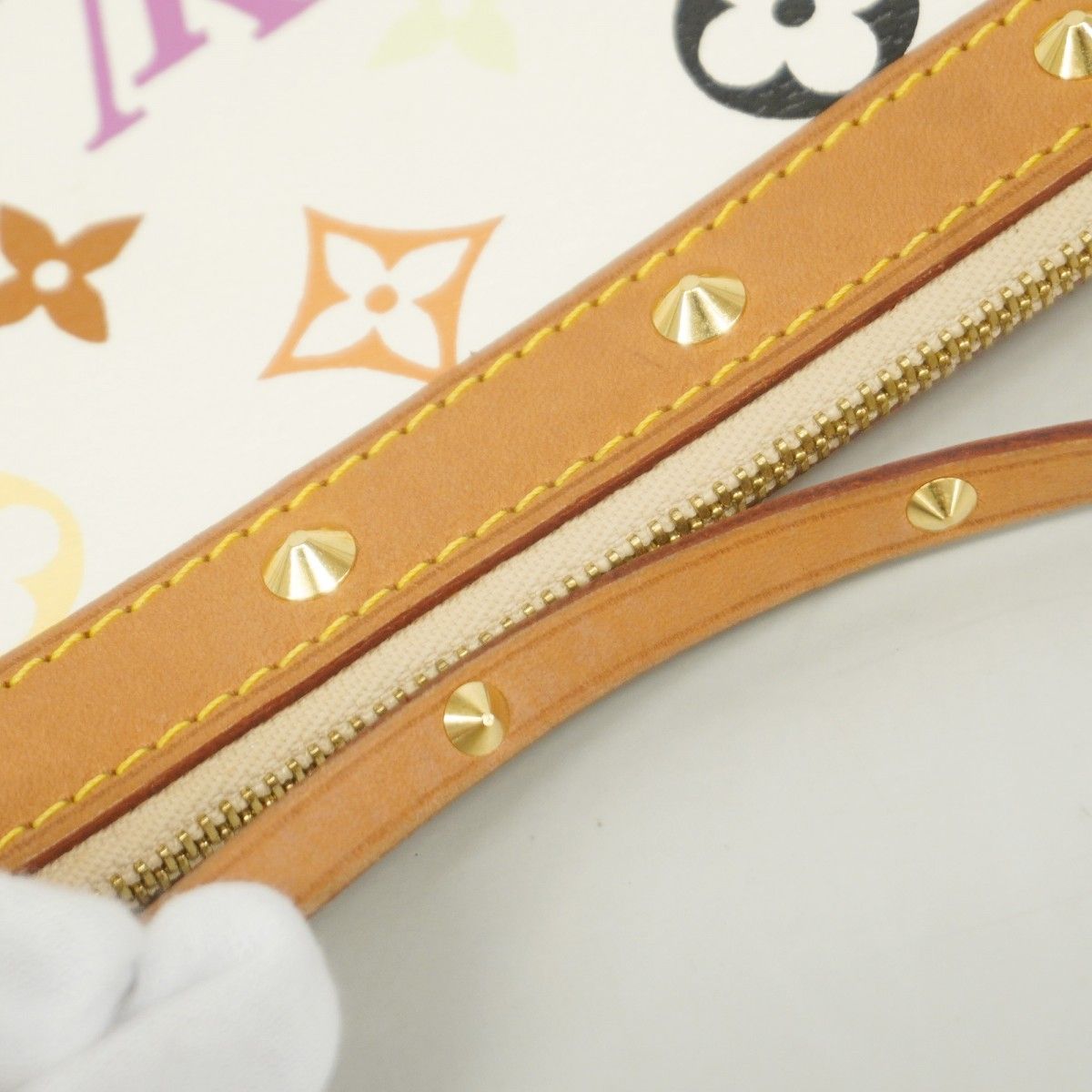 Louis Vuitton Pouch Monogram Multicolor Pochette Blanc — view 8