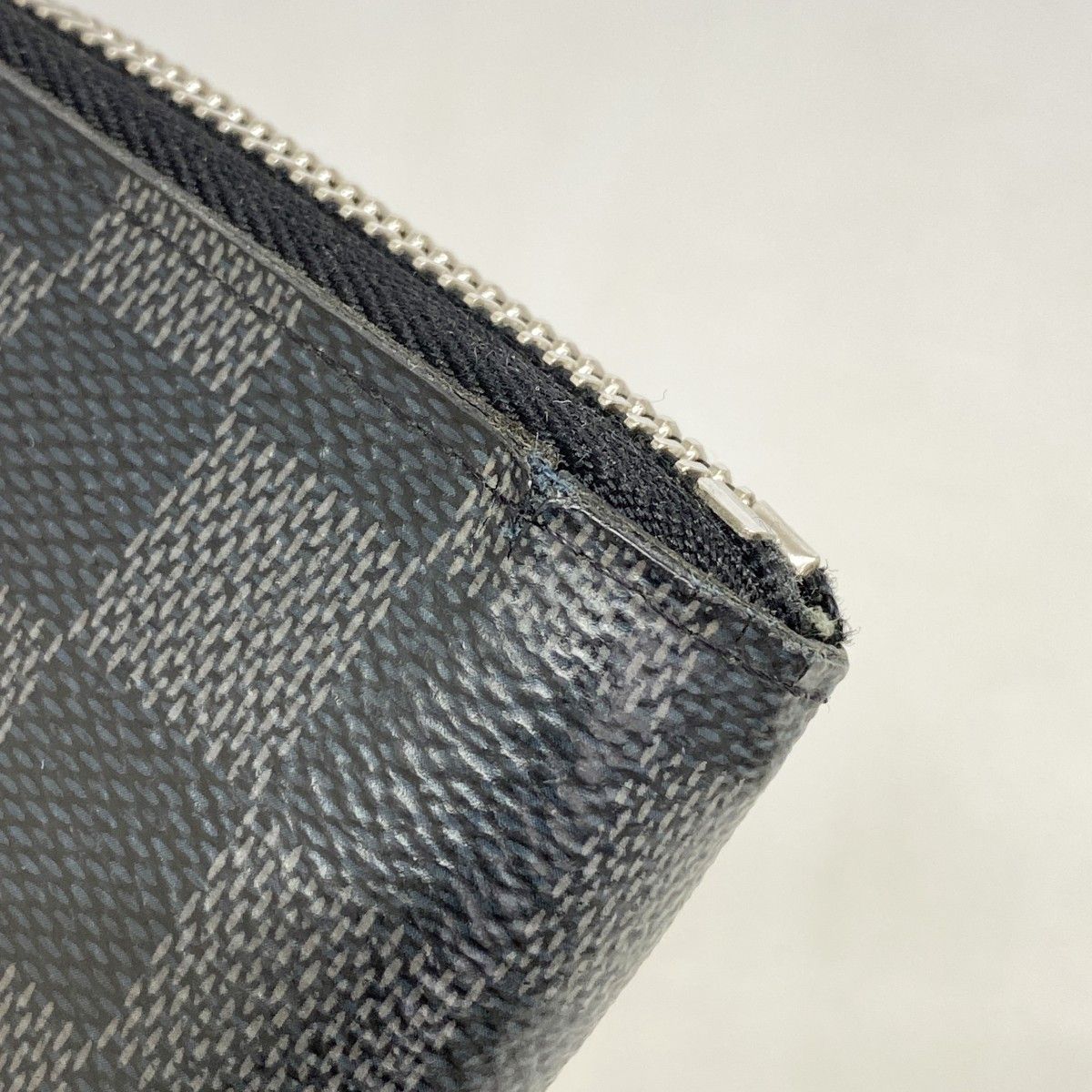Louis Vuitton Wallet Damier Graphite Zippy Vertical Black — view 5