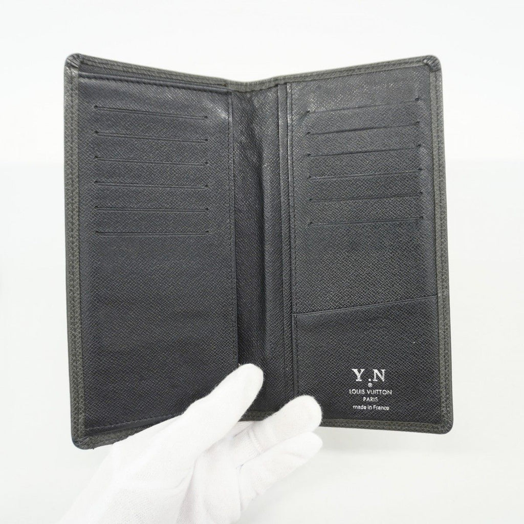 Louis Vuitton Wallet Taiga Portefeuille Brazza Noir — view 3