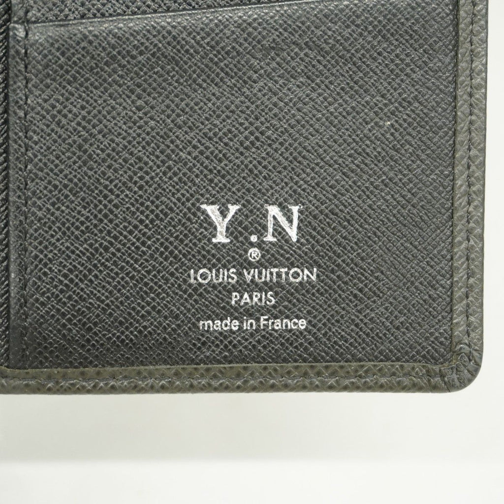 Louis Vuitton Wallet Taiga Portefeuille Brazza Noir — view 4