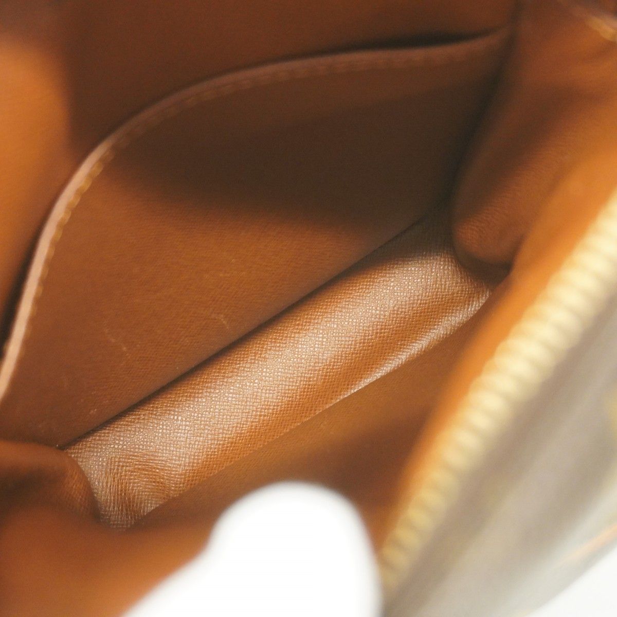 Louis Vuitton Shoulder Bag Monogram Amazon Brown — view 4