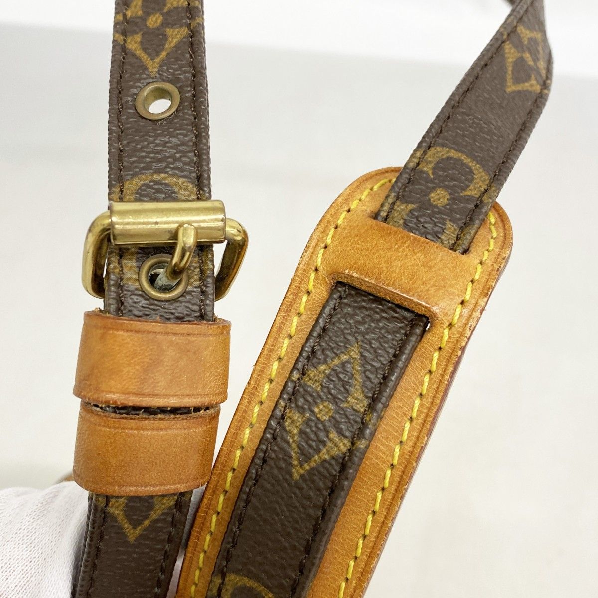 Louis Vuitton Shoulder Bag Monogram Danube Brown — view 9