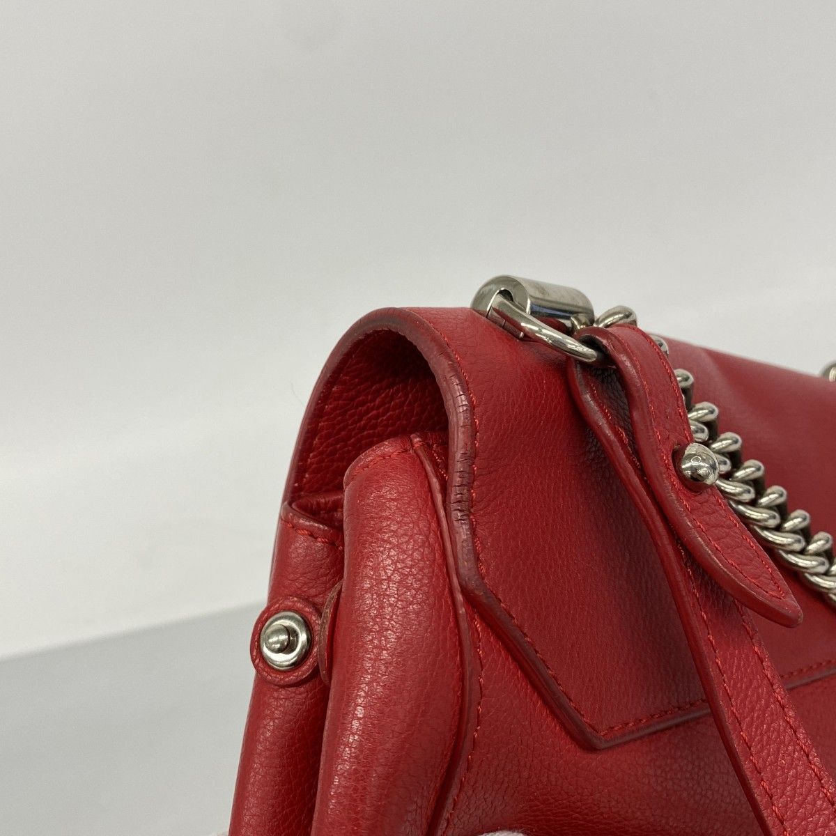 Louis Vuitton Handbag Taurillon Lockme II BB Ruby 2-Way — view 8