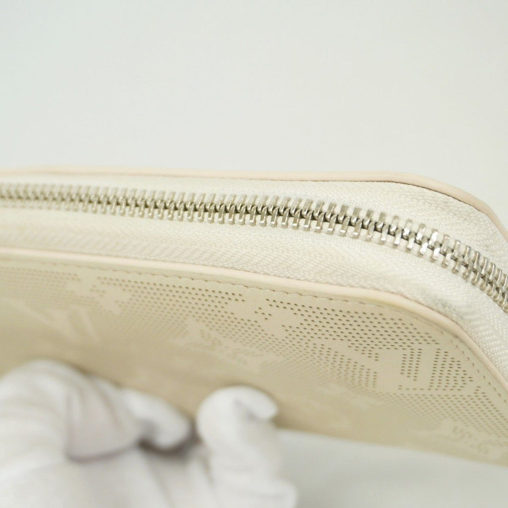 Louis Vuitton Wallet Mahina Reverse Zippy Quartz — view 6