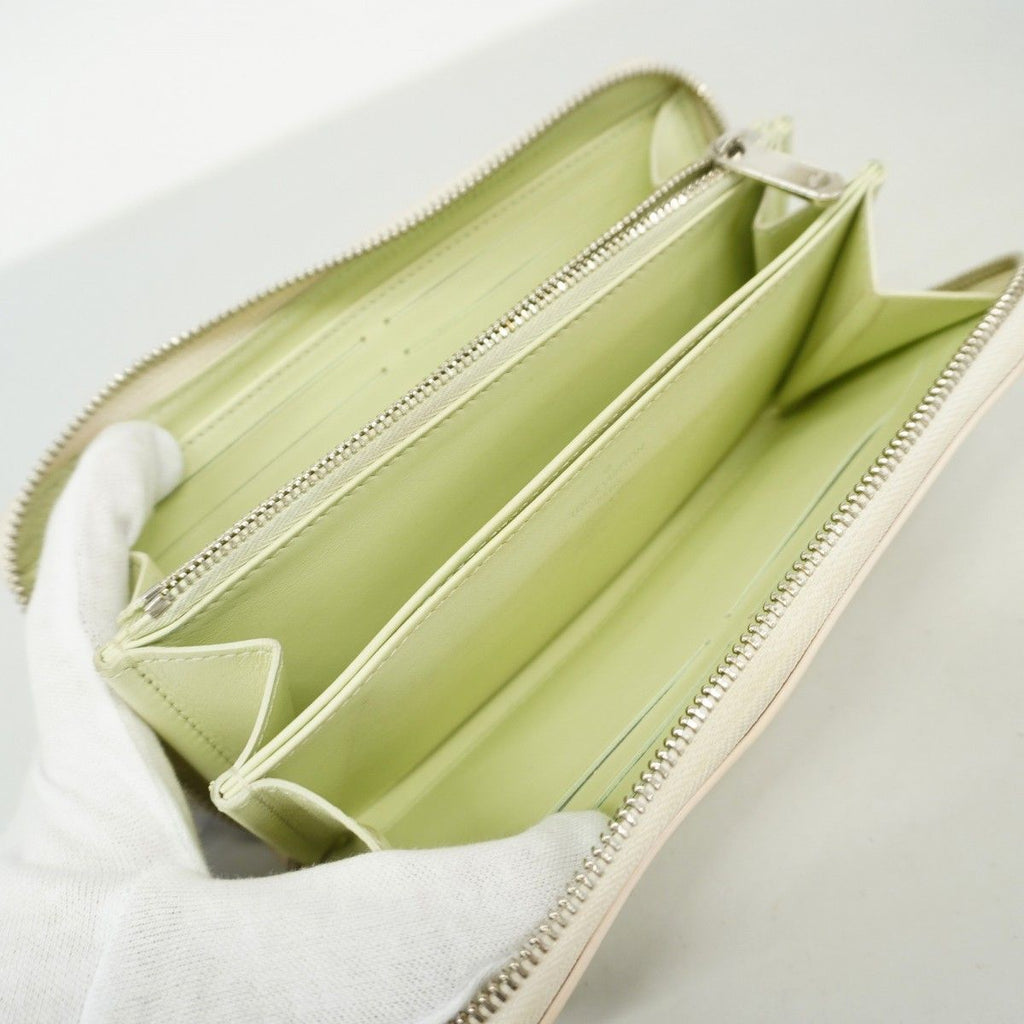 Louis Vuitton Wallet Mahina Reverse Zippy Quartz — view 3