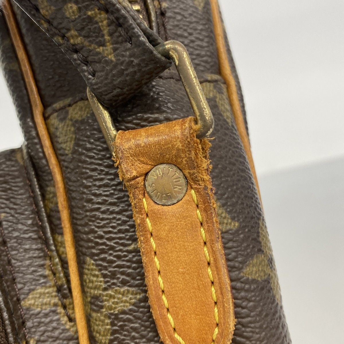 Louis Vuitton Shoulder Bag Monogram Amazon Brown — view 7