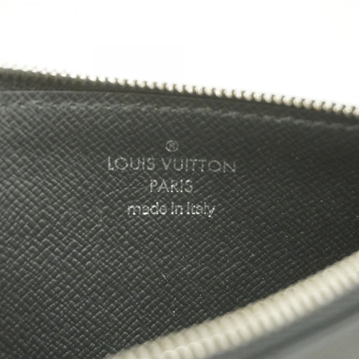 Louis Vuitton Coin Case Taiga Card Holder Ardoise — view 4