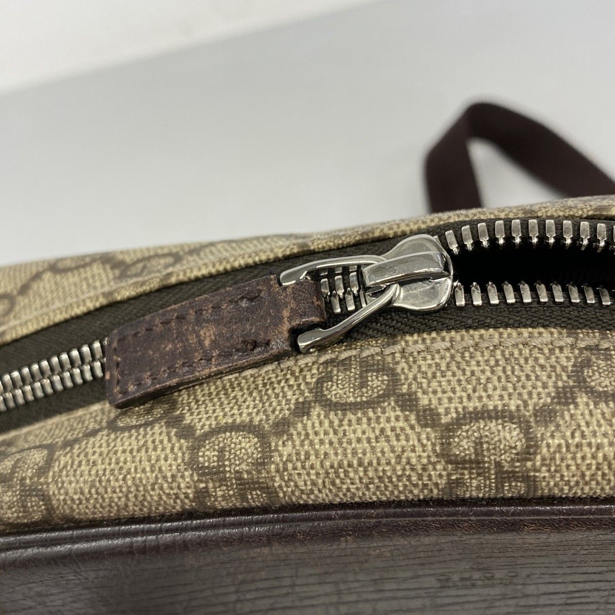 Gucci Shoulder Bag GG Supreme Beige Brown Silver — view 8