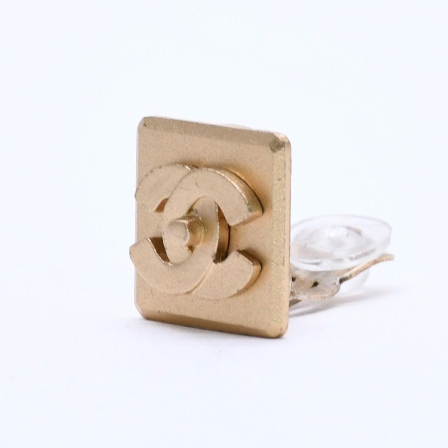Chanel CC Logo Earrings 02 Turnlock Gold Plated — view 3