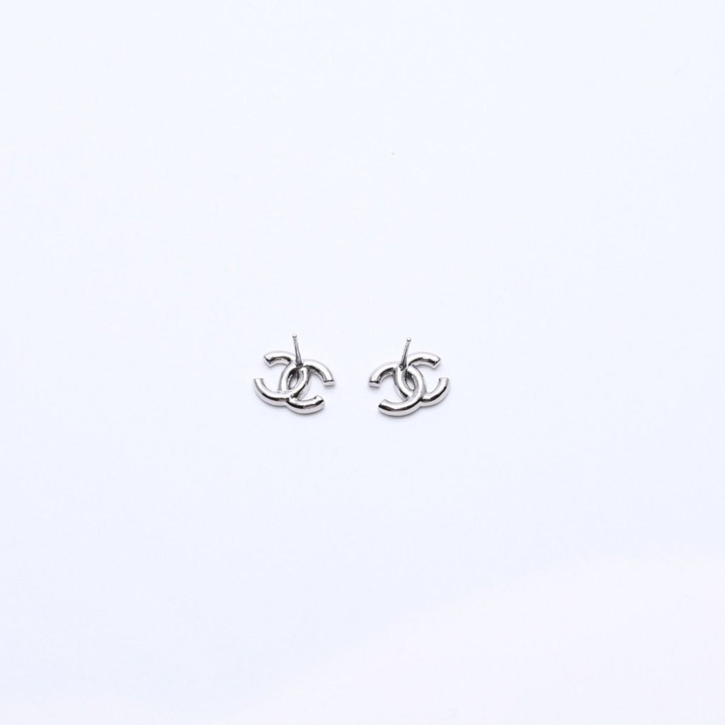 Chanel CC Logo Earrings 18 Metal Rhinestone Silver Black Clear — view 7