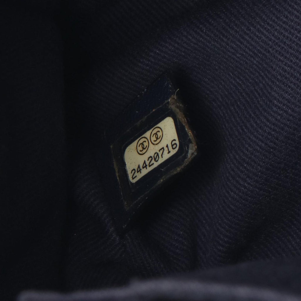 Chanel Tote Neo Executive Navy Leather — view 5